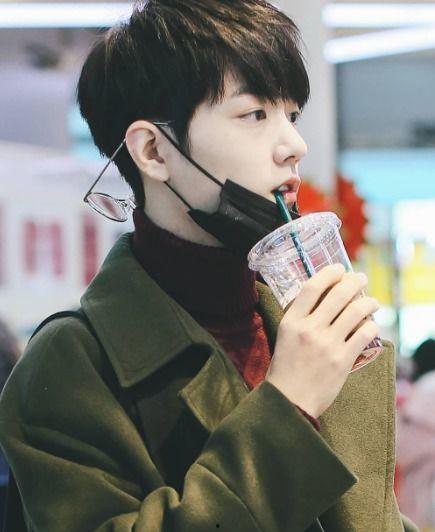 肖战吃瓜的娱乐者叫什么,揭秘娱乐界幕后大瓜，揭秘娱乐者神秘身份